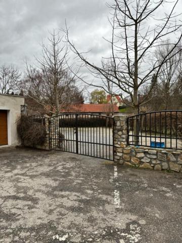 Latron 98 Apartment Cesky Krumlov Exterior photo